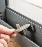 Locksmith Key Store Fort Lauderdale, FL 954-366-2510 - broken-key-extraction